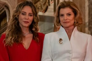 Heleninha (Paolla Oliveira) e Odete (Debora Bloch) em 