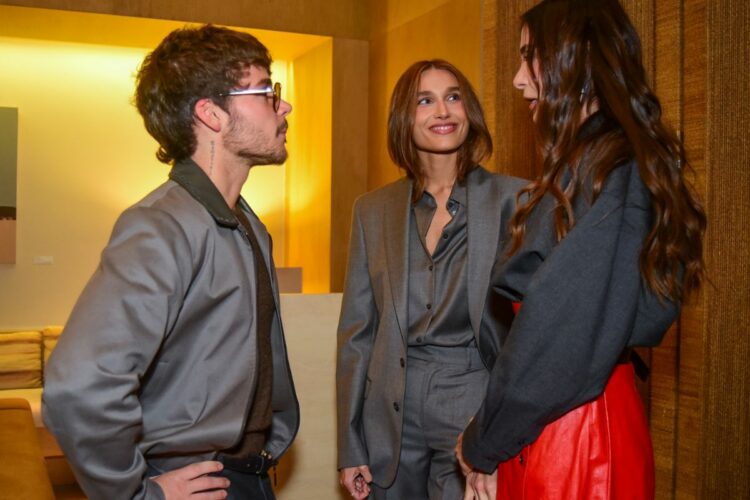 João Lucas Sasha Meneghel e Monica Martelli