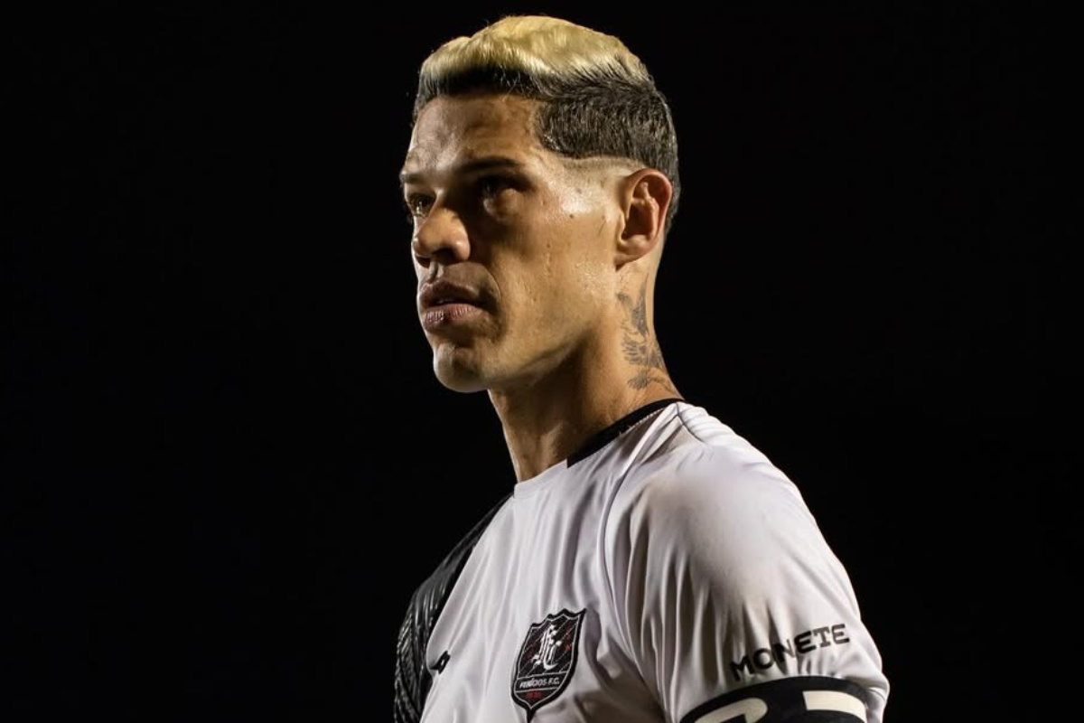 josé loreto na série jogo cruzado