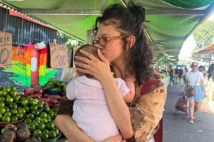 Manu Gavassi e a filha