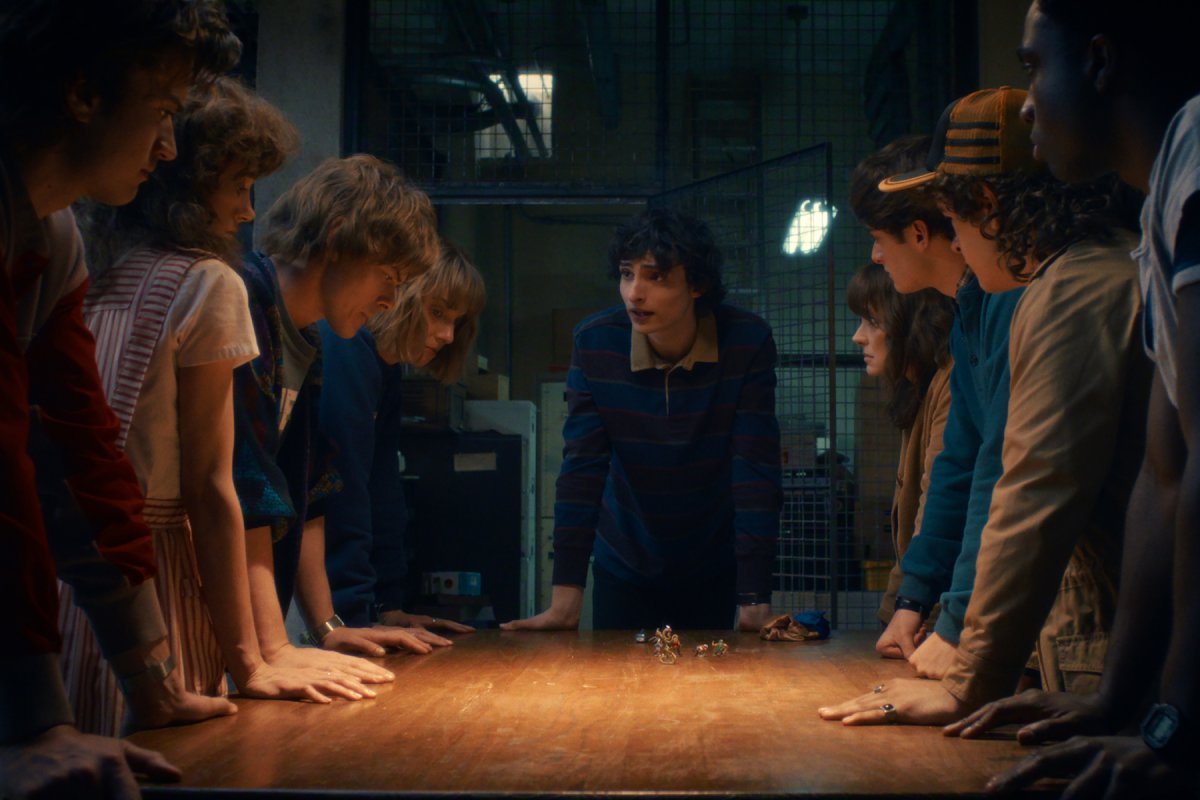 protagonistas reunidos na 5ª temporada de stranger things