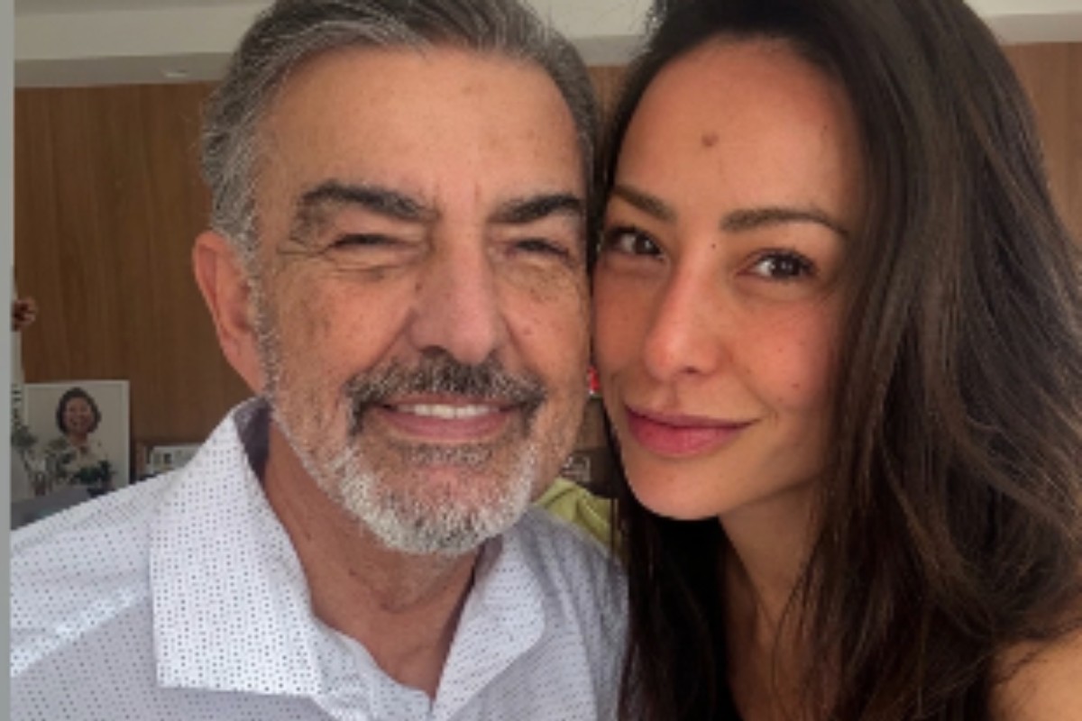 sabrina sato e seu pai, omar