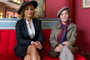 Sandra (Flávia Alessandra) e Inês (Joana Solnado) em 