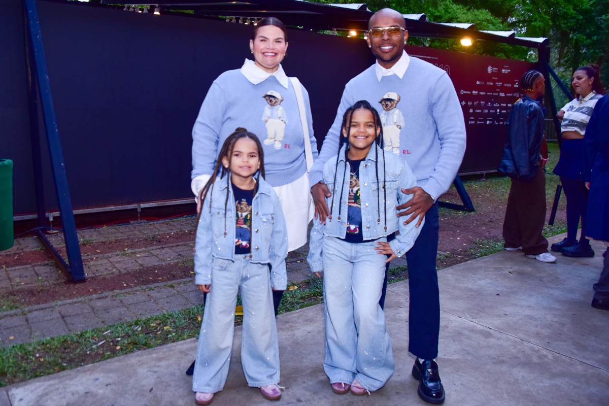 Thais Carla e a família