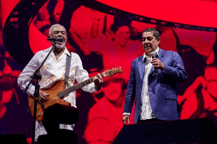 Zeca Pagodinho canta com Gilberto Gil na turnê 'Tempo Rei