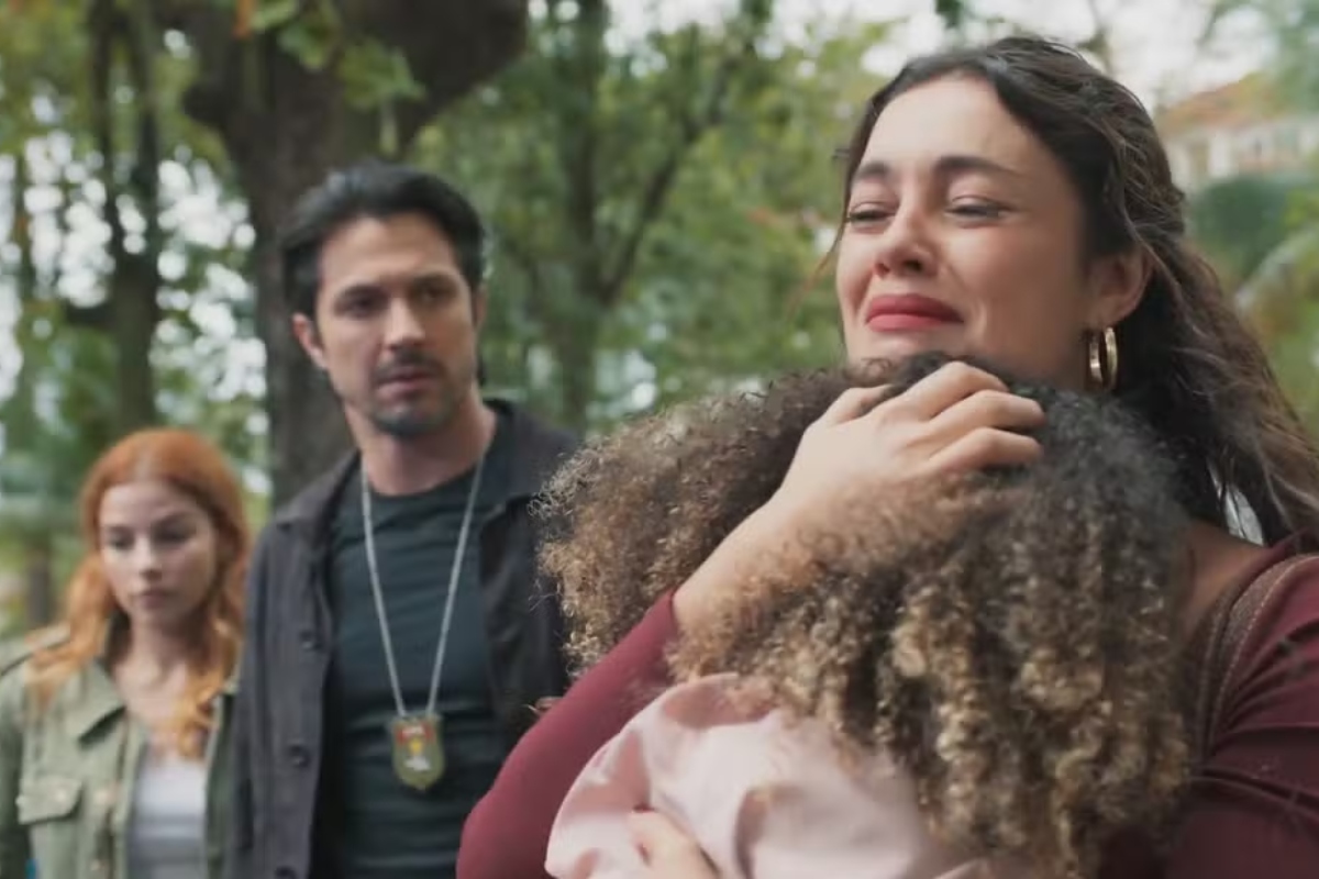 Três Graças - Gerluce (Sophie Charlotte) e Joelly (Alana Cabral)