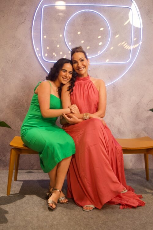 Ana e a mãe, Maria Beltrão