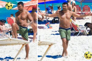 Xamã joga futvôlei na praia da Barra