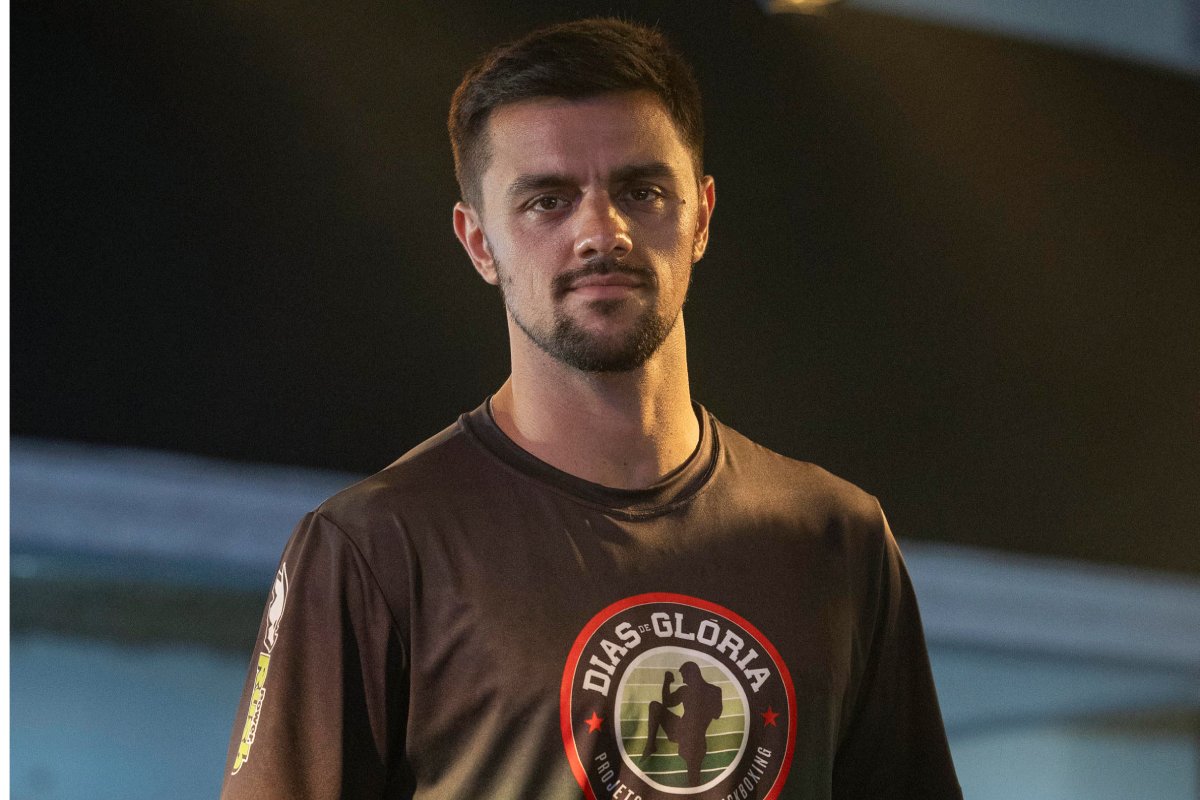 Danilo (Felipe Simas) em Dona de Mim