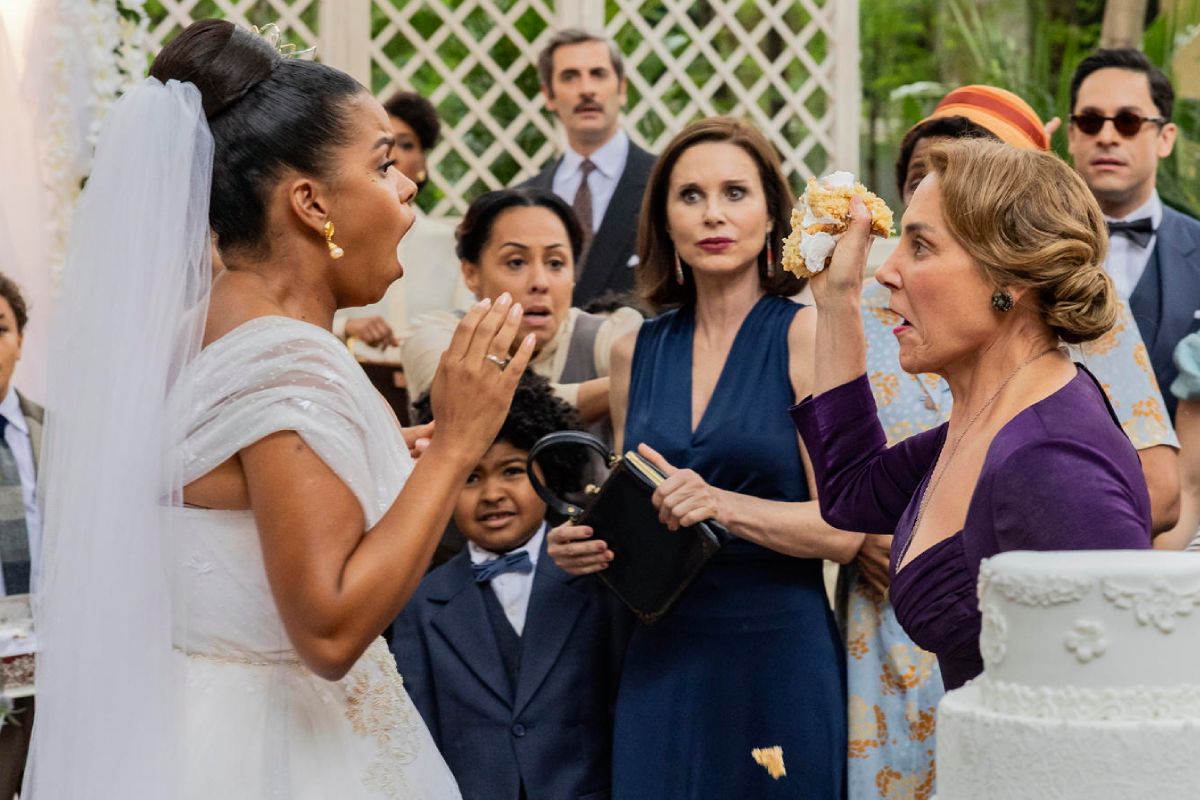 Dita (Jeniffer Nascimento) e Zulma (Heloisa Périssé) em 