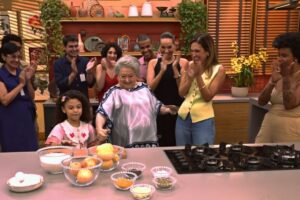 Dona de Mim - Rosa (Suely Franco) e os netos no