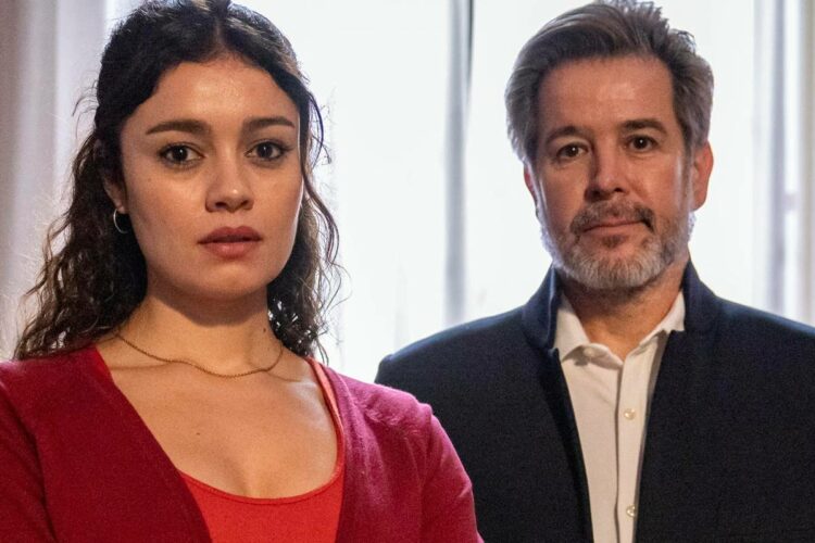 Gerluce (Sophie Charlotte) e Ferette (Murilo Benício) em Três Graças