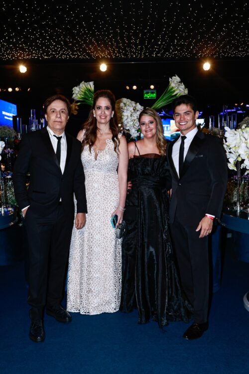 Tom Cavalcante e família