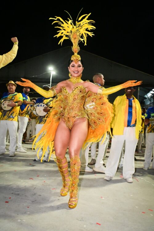 Mileide Mihaile no mini desfile da Unidos da Tijuca