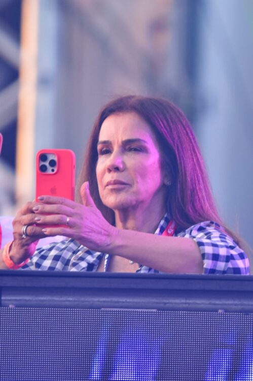 Dulce Fernandes, mãe de Paula Fernandes