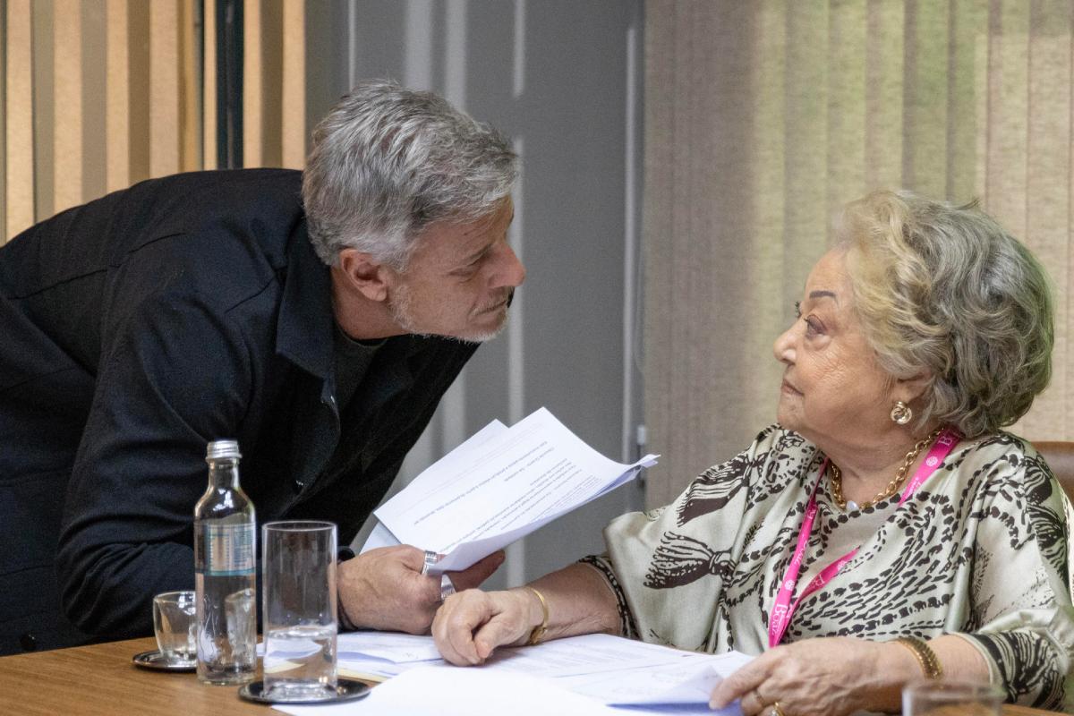 Rosa (Suely Franco) e Jaques (Marcello Novaes) em Dona de Mim