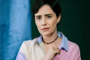 Samira (Fernanda Vasconcellos) em Três Graças