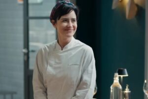 Samira (Fernanda Vasconcellos) - 