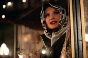 Sandra (Flávia Alessandra) em 'Êta Mundo Melhor'