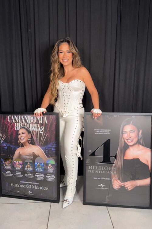 Simone Mendes ganha dois prêmios