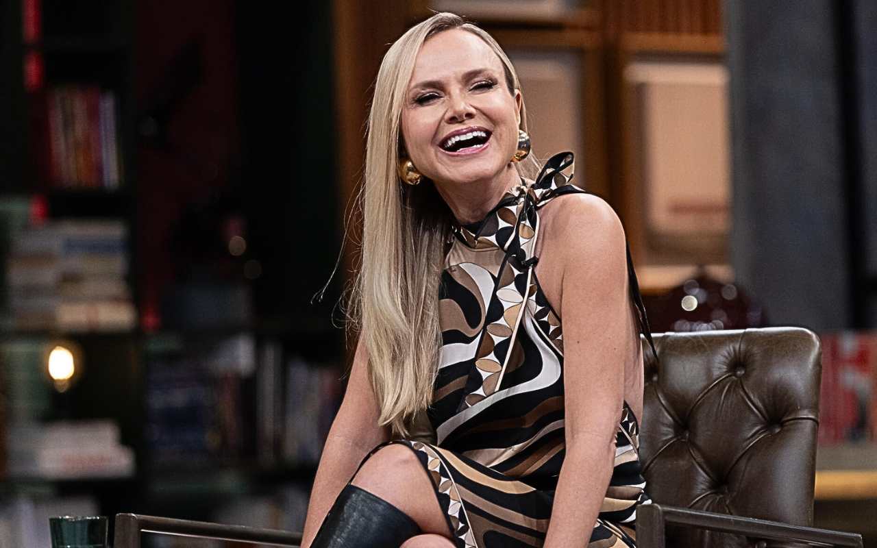 Globo nega afastamento de diretor de Em Família (