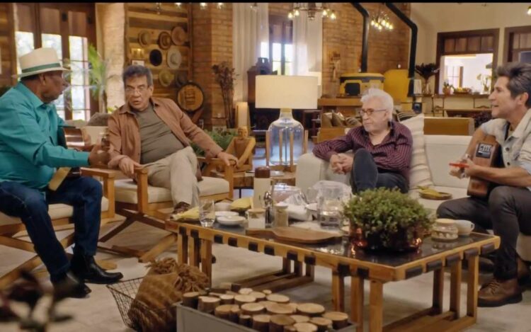 Mococa e Paraíso, Moacyr Franco e Daniel