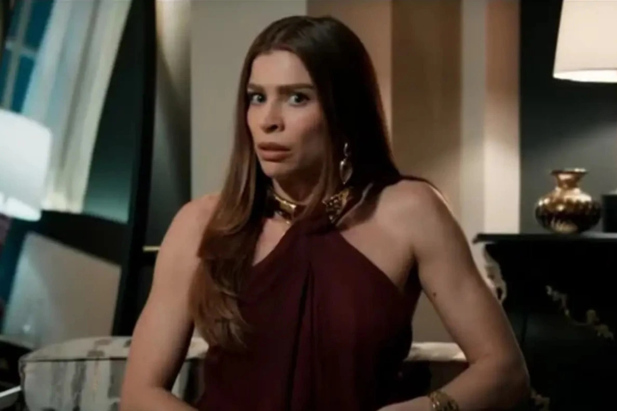 Arminda (Grazi Massafera)