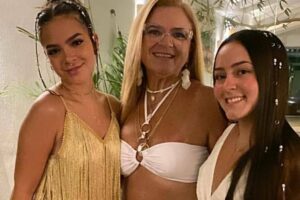 debora maia com as filhas mel e yasmin
