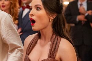 Estela (Larissa Manoela) em Êta Mundo Melhor