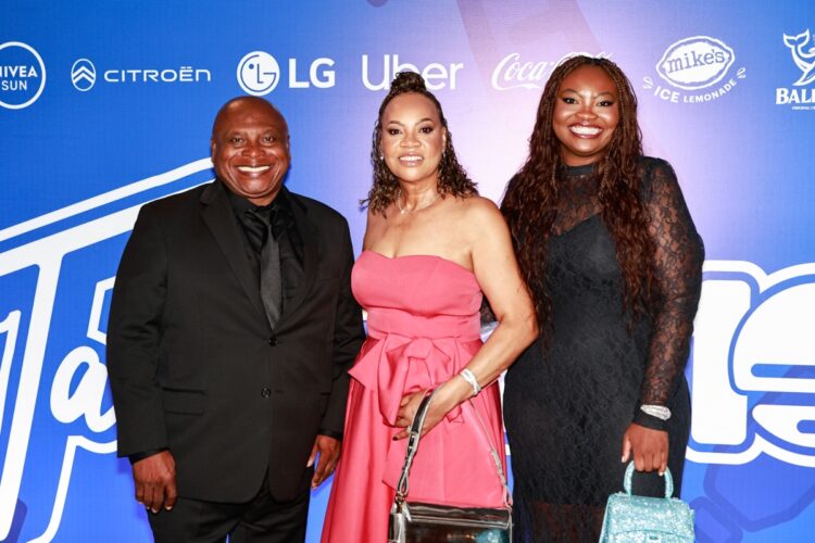 Pais e irmã de Thiaguinho