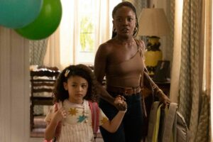 Sofia (Elis Cabral) e Léo (Clara Moneke) em Dona de Mim