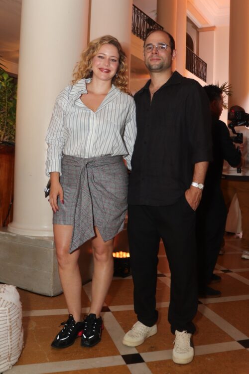 Leandra Leal e o marido 