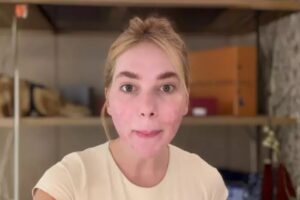 Virginia Fonseca com o rosto irritado