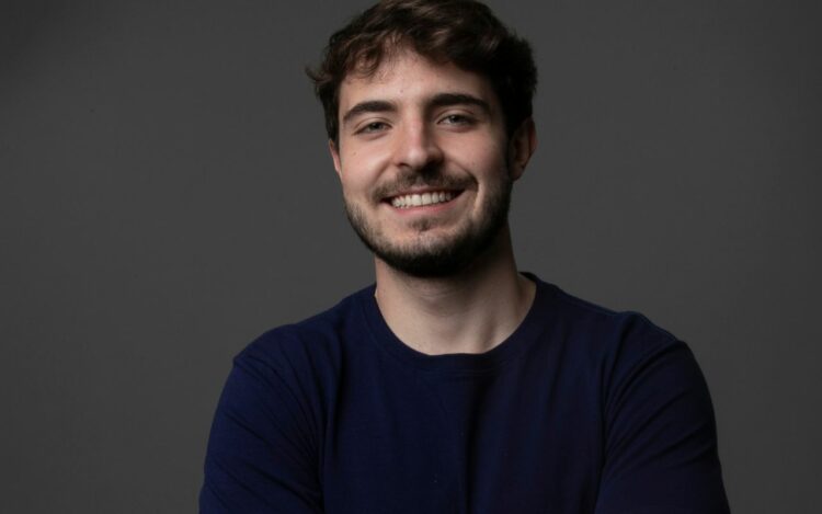 João Liberato - Foto: Edu Moraes/ Record