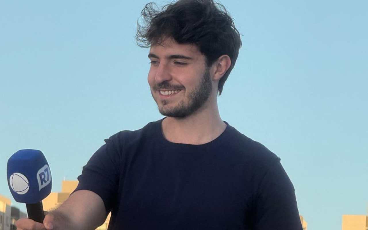 “João Liberato em Construção” garante vice-liderança em estreia na Record TV.