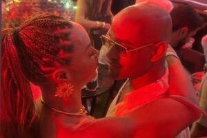 Aline Patriarca e Cezar Black juntos em festa de réveillon