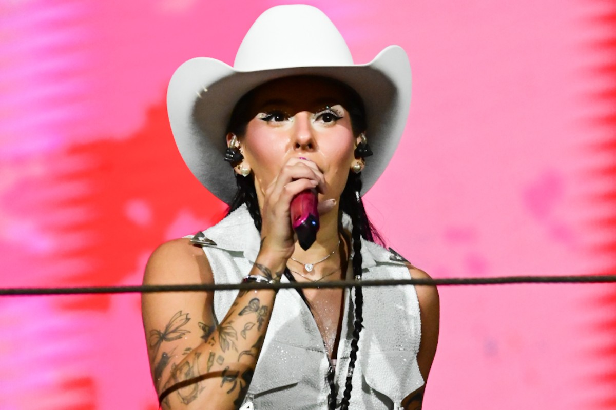 ana castela cantando no ano novo da paulista de 2026