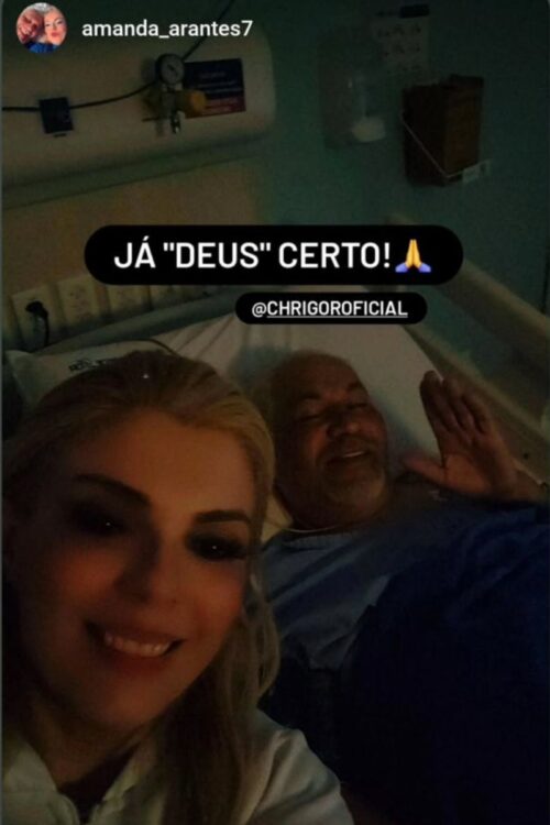 Chrigor e a namorada no hospital