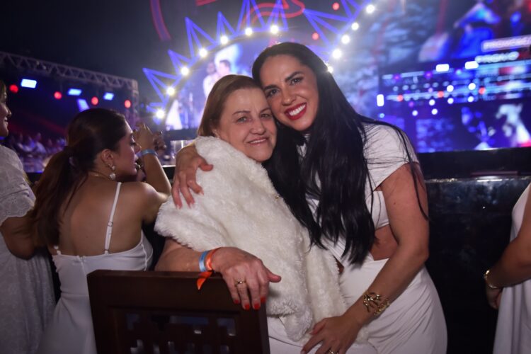 Graciele Lacerda e a mãe, D. Graça  