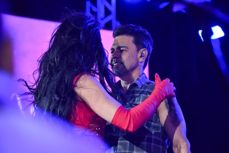 Graciele Lacerda revive época de dançarina 