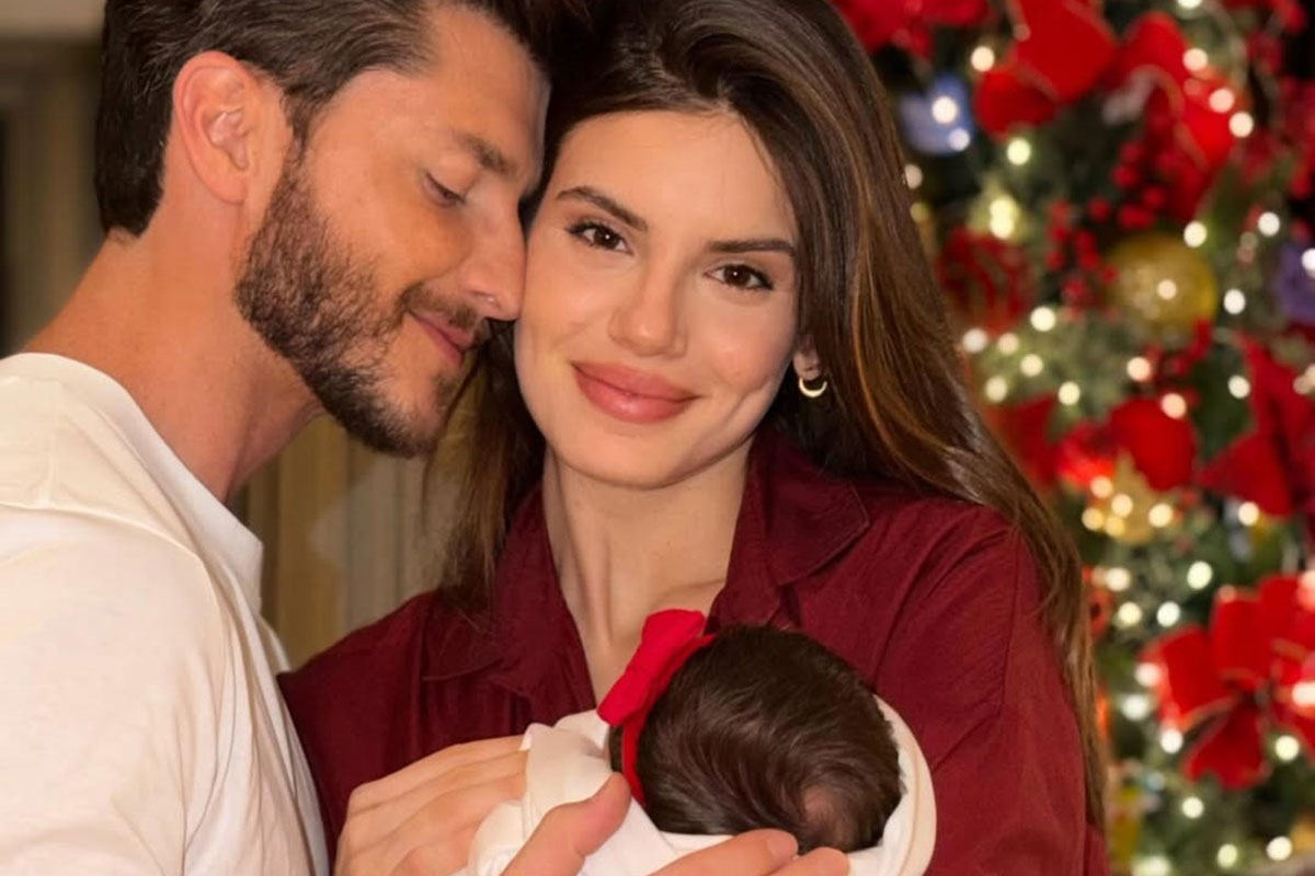 Klebber Toledo e Camila Queiroz