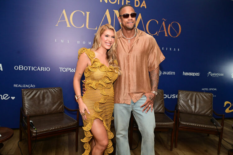 Lore Improta e Leo Santana