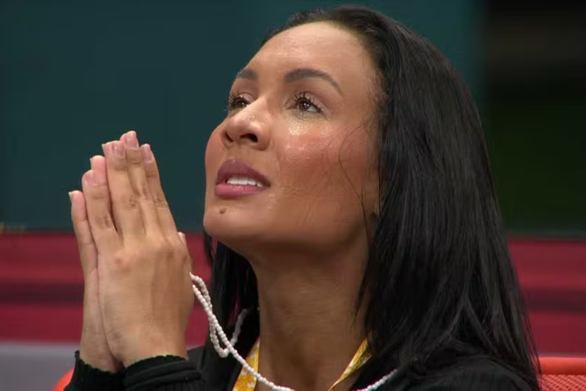 Maxiane chora sozinha após conquistar liderança no BBB 26