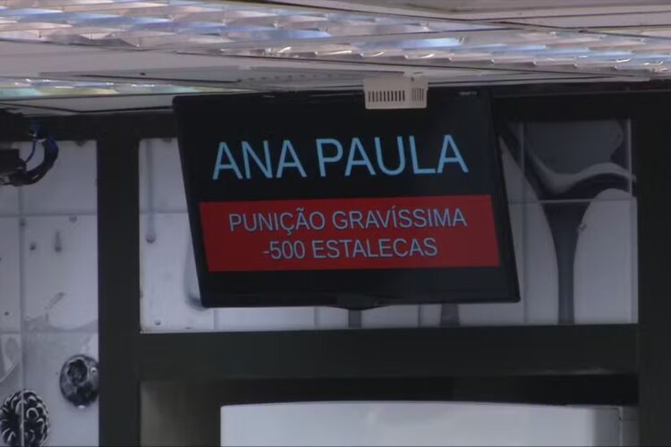 Ana Paula lena punição