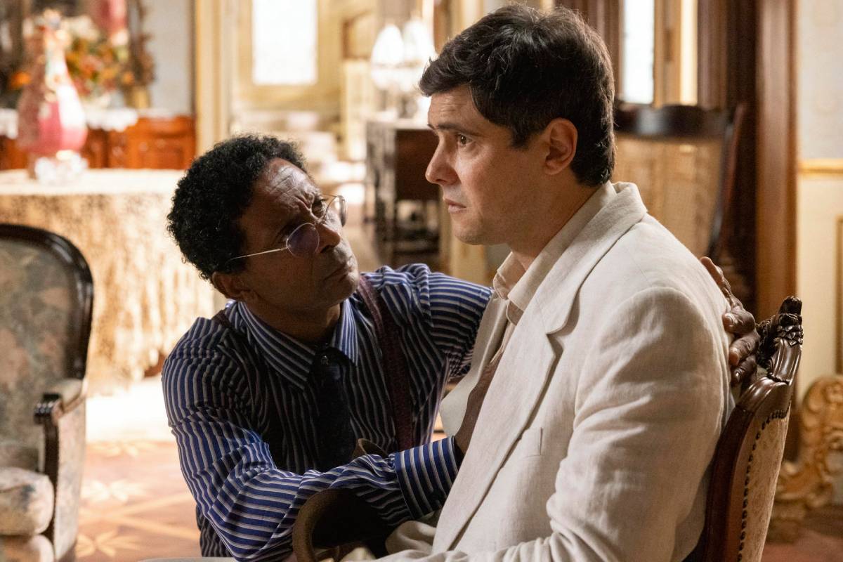 Candinho (Sergio Guizé) e Asdrúbal (Luis Miranda) em Êta Mundo Melhor