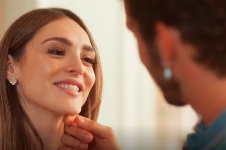 Naiane arma para ficar a sós com João Raul em Coração Acelerado