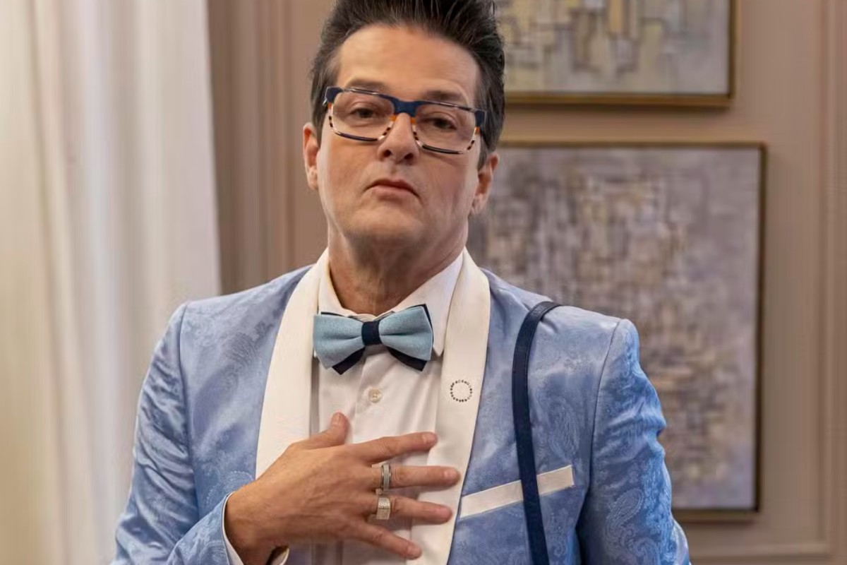 Crô (Marcelo Serrado) em Três Graças