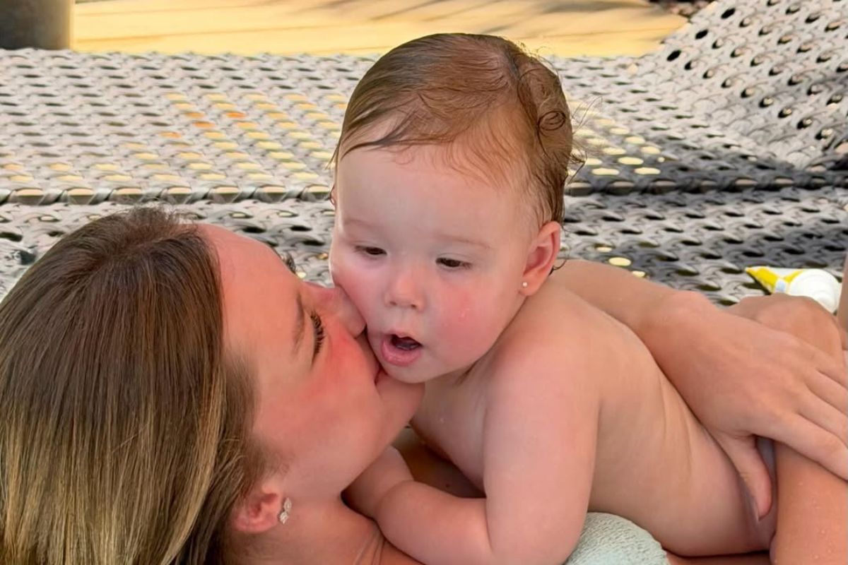 Duda Reis com a filha Aurora