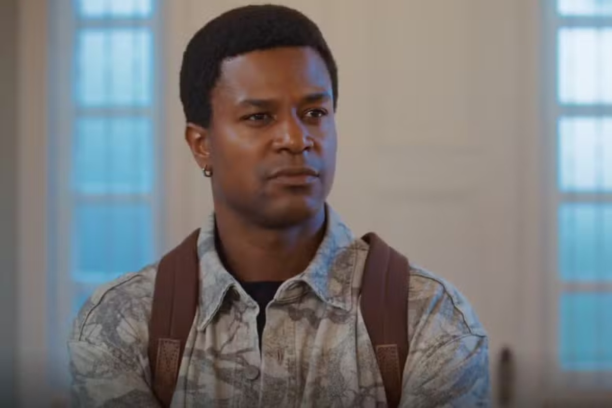 Leandro (David Junior) confronta os Amaral em 