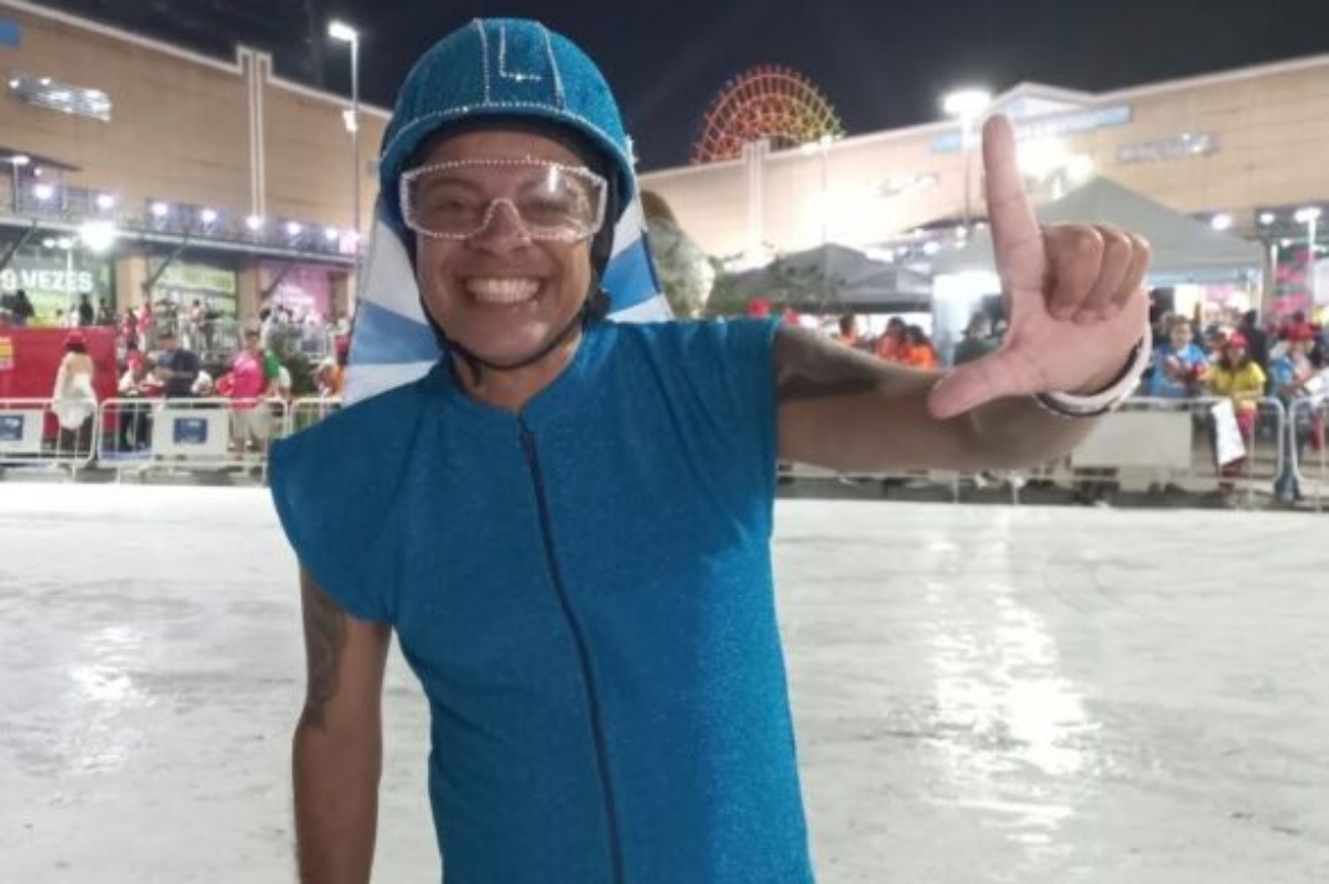 Emerson Dias, intérprete da Acadêmicos de Niterói